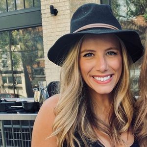 Meet your Posher, Marisa